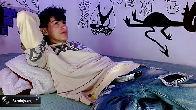 Snapshot of jeanfarelo chatting on 10/18/25, 11:33 jeanfarelo online show from 10/18/25, 11:33