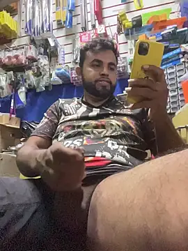 Sheik z o online show from 10/31/25, 11:17