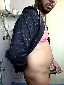 Mmm992170 online show from 11/20/25, 04:34