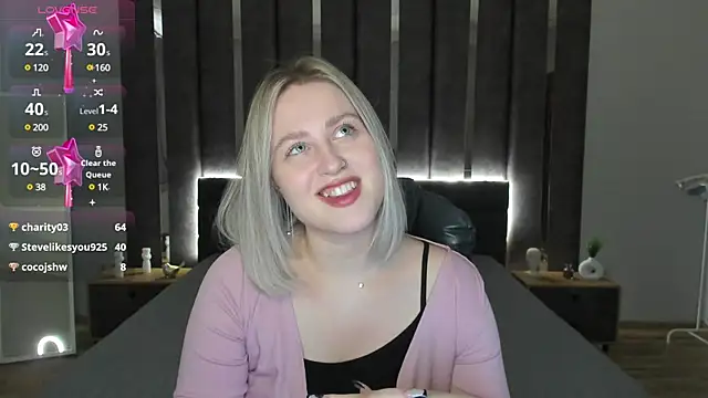 Snapshot of _Sarah_Soul_ chatting on 02/07/25, 03:45 Sarah Soul online show from 02/07/25, 03:45