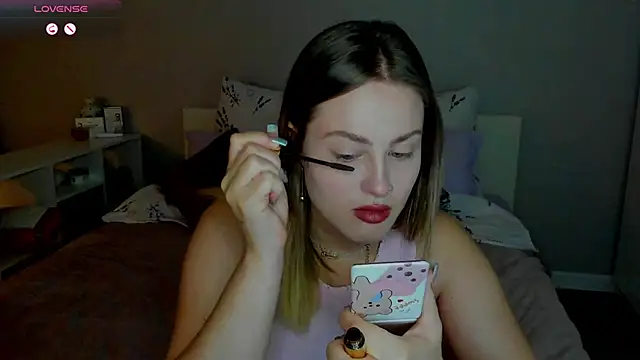 Snapshot of _Sarah_Soul_ chatting on 10/06/25, 12:08 Sarah Soul online show from 10/06/25, 12:08