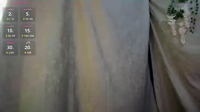 Snapshot of Lesly_Parkeer chatting on 10/07/25, 04:37 Lesly Parkeer online show from 10/07/25, 04:37