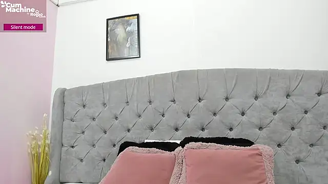 Snapshot of Valesskahall chatting on 09/25/25, 12:09 Valesskahall online show from 09/25/25, 12:09