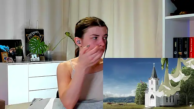 Snapshot of callmetori chatting on 12/28/24, 12:24 callmetori online show from 12/28/24, 12:24