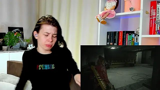 Snapshot of callmetori chatting on 02/08/25, 04:25 callmetori online show from 02/08/25, 04:25