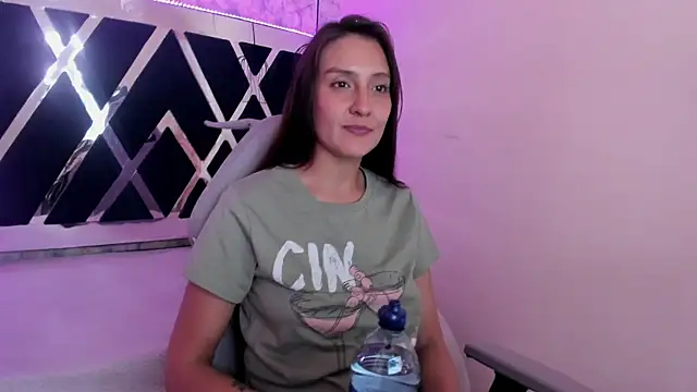  alaia collway  online show from 02/03/25, 03:17