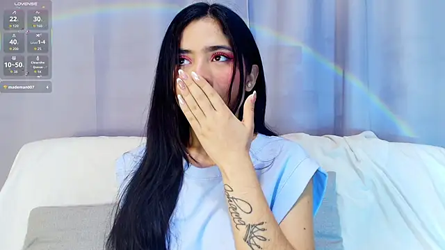 adara johnson   online show from 10/30/25, 11:44