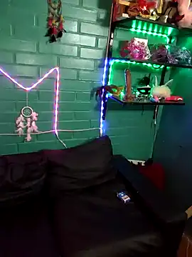 Snapshot of TRISH_MILF chatting on 01/10/25, 01:32 TRISH MILF online show from 01/10/25, 01:32