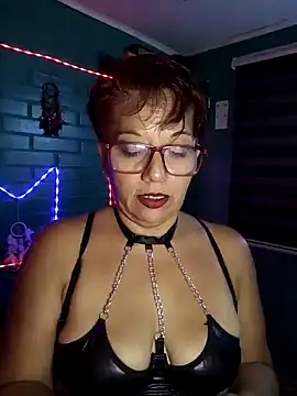Snapshot of TRISH_MILF chatting on 01/12/25, 01:00 TRISH MILF online show from 01/12/25, 01:00