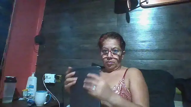 Snapshot of TRISH_MILF chatting on 01/21/25, 09:57 TRISH MILF online show from 01/21/25, 09:57