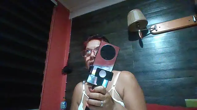 Snapshot of TRISH_MILF chatting on 02/06/25, 09:11 TRISH MILF online show from 02/06/25, 09:11