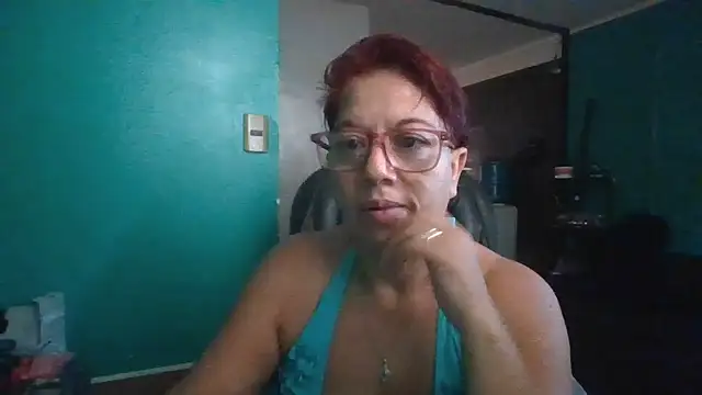 Snapshot of TRISH_MILF chatting on 02/09/25, 01:25 TRISH MILF online show from 02/09/25, 01:25