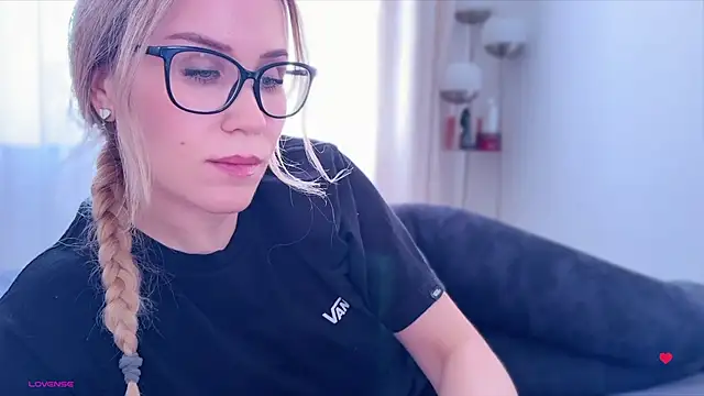 Myassistant online show from 10/09/25, 03:54