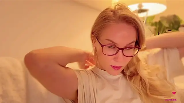 Myassistant online show from 11/04/25, 04:28