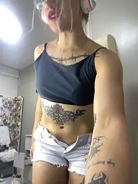 loira messi online show from 04/03/26, 05:05