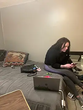 Snapshot of BigJohnson06 chatting on 12/29/24, 08:44 BigJohnson06 online show from 12/29/24, 08:44