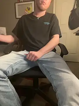 Snapshot of BigJohnson06 chatting on 10/12/25, 11:09 BigJohnson06 online show from 10/12/25, 11:09