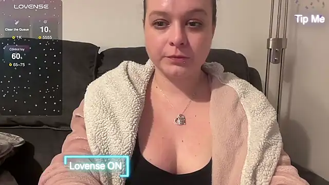 NaughtyWifeUK online show from 02/21/25, 12:16