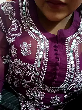 Ayesha mahi online show from 03/17/25, 05:45