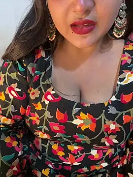 Ayesha mahi online show from 03/18/26, 08:50