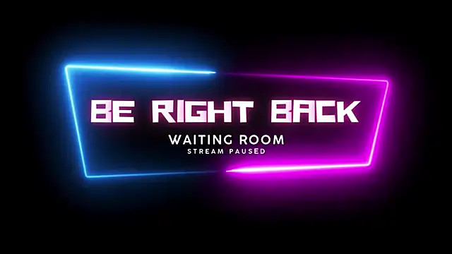 Snapshot of ScarlettAndTom chatting on 12/20/25, 09:33 ScarlettAndTom online show from 12/20/25, 09:33