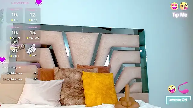 Snapshot of cintia_hills chatting on 01/25/25, 07:06 cintia hills online show from 01/25/25, 07:06