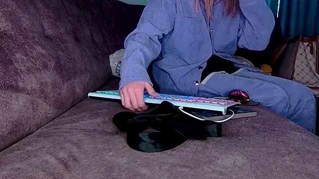 AgnesMillerS online show from 12/18/24, 03:04