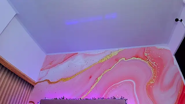 Snapshot of Daisy__rose chatting on 02/24/25, 11:10 Daisy rose online show from 02/24/25, 11:10