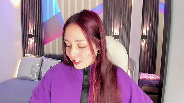 emily layton online show from 11/24/25, 02:39