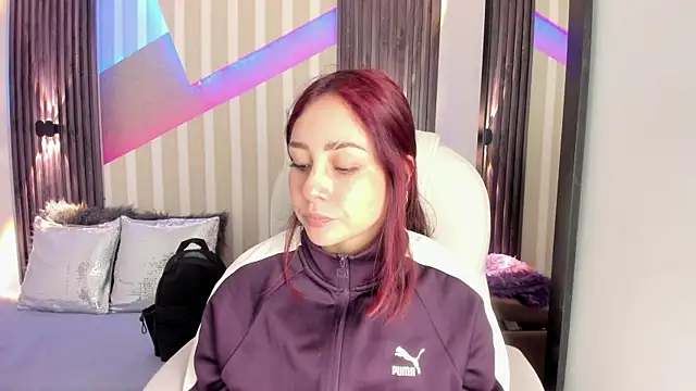 emily layton online show from 11/25/25, 03:23