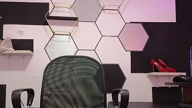 alondrabigtits online show from 10/17/25, 11:13