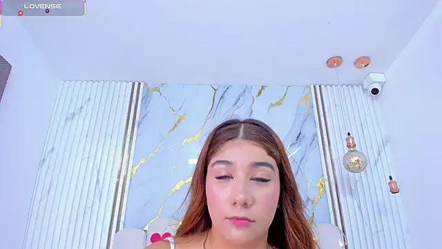 tifanyhills  online show from 03/23/26, 01:48