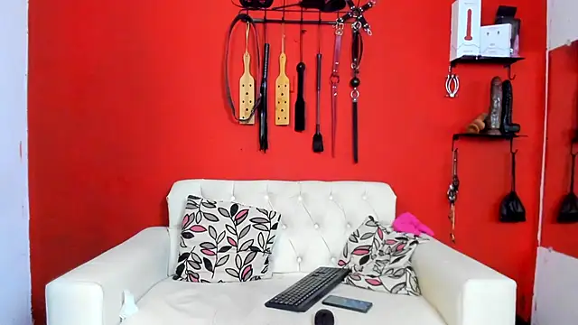 Snapshot of MIA_SOPHIA1 chatting on 01/31/25, 04:25 MIA SOPHIA1 online show from 01/31/25, 04:25