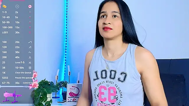 Snapshot of Alba_Olimpo chatting on 11/10/25, 12:15 Alba Olimpo online show from 11/10/25, 12:15