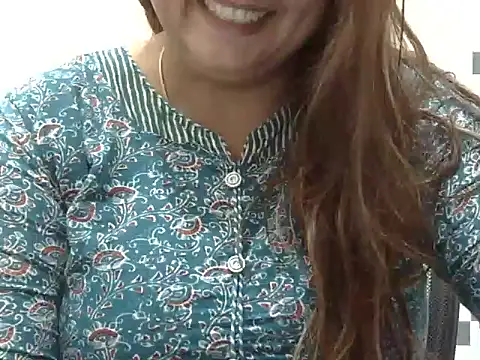 Snapshot of bhabhi_jaan11 chatting on 09/25/25, 05:38 bhabhi jaan11 online show from 09/25/25, 05:38