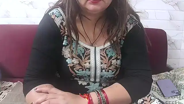 Snapshot of bhabhi_jaan11 chatting on 05/22/26, 05:07 bhabhi jaan11 online show from 05/22/26, 05:07