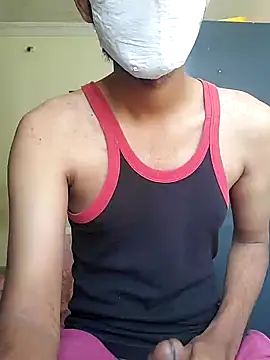 Snapshot of Smartboi007 chatting on 02/05/25, 07:18 Smartboi007 online show from 02/05/25, 07:18