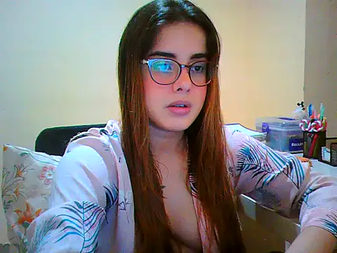 maliamiller online show from 11/02/25, 10:56