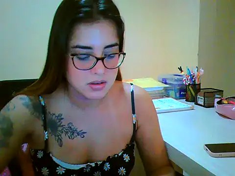 maliamiller online show from 02/04/26, 12:33