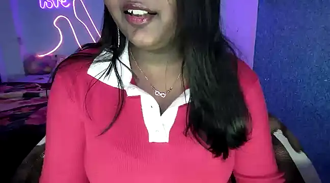 expression queen online show from 12/17/24, 05:15