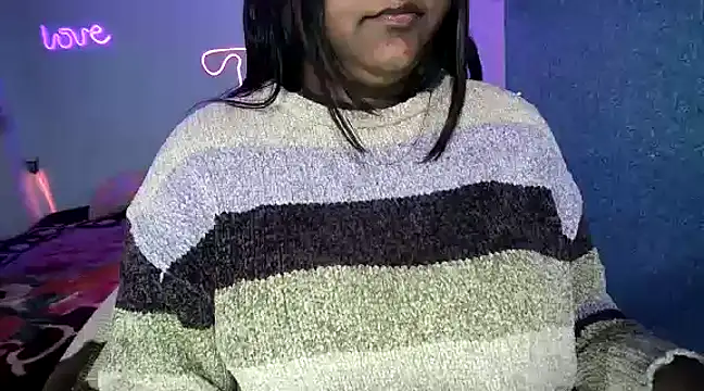 expression queen online show from 01/12/25, 07:31