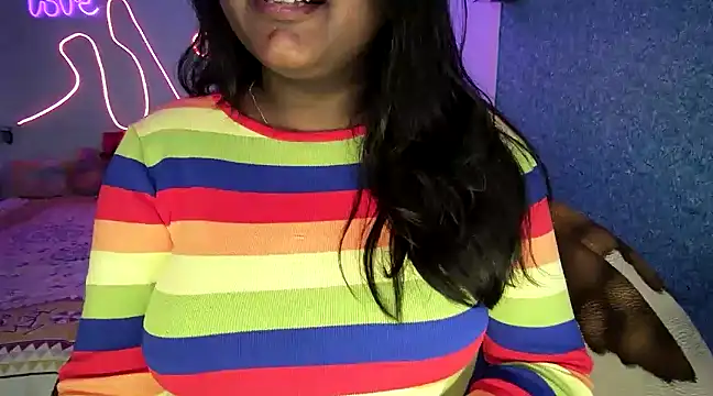 expression queen online show from 01/29/25, 05:56