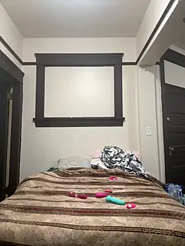 Snapshot of SunnyRays69 chatting on 09/15/25, 08:25 SunnyRays69 online show from 09/15/25, 08:25