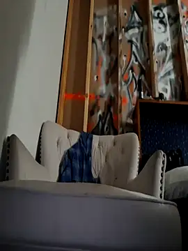 Snapshot of KeptupHack chatting on 11/07/25, 01:44 KeptupHack online show from 11/07/25, 01:44