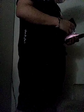 Snapshot of KeptupHack chatting on 11/18/25, 03:12 KeptupHack online show from 11/18/25, 03:12