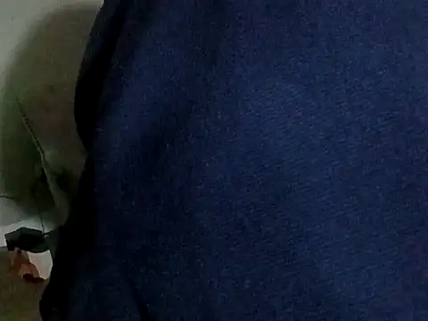 Snapshot of KeptupHack chatting on 12/01/25, 12:15 KeptupHack online show from 12/01/25, 12:15