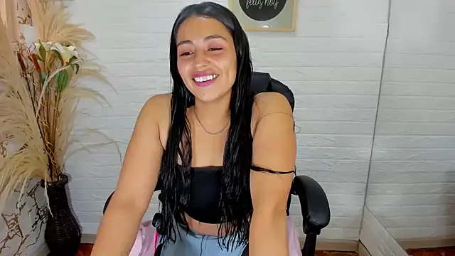 Aisha 09 online show from 02/04/25, 06:49