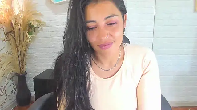 Aisha 09 online show from 03/04/25, 02:21