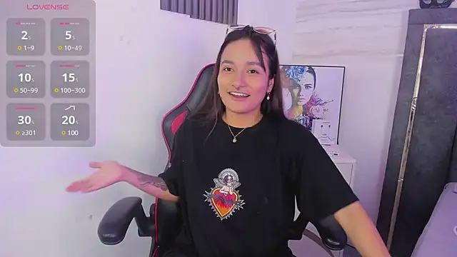 isabela fox online show from 03/18/25, 10:26