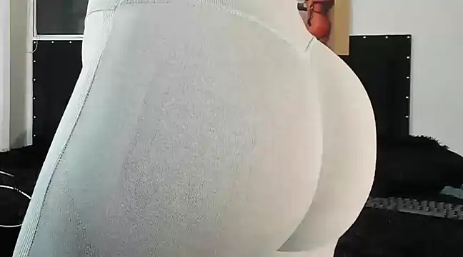 Snapshot of doll_celeste20 chatting on 01/15/25, 03:33 doll celeste20 online show from 01/15/25, 03:33